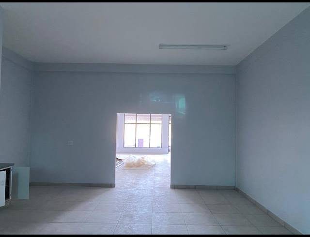 150M² RETAIL TO LET IN MEADOWRIDGE